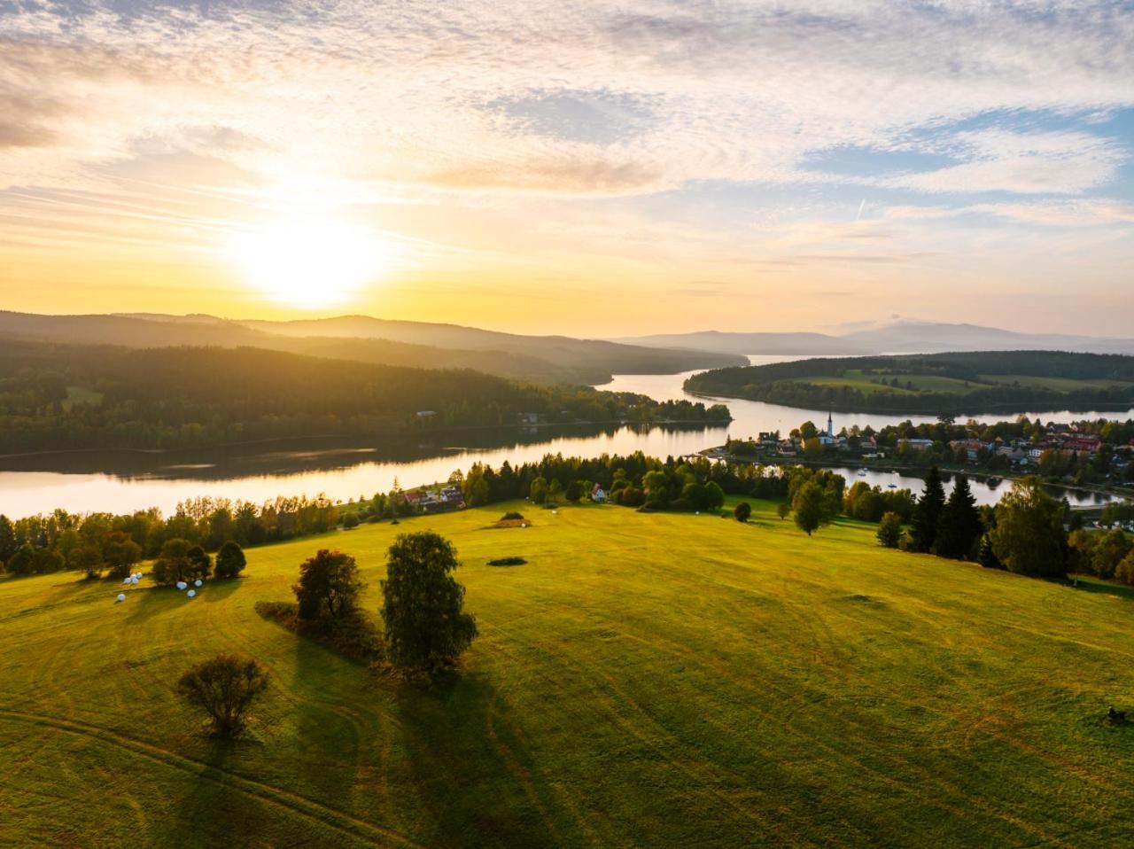 Rekreacni Domek Kobylnice Lipno Lipno nad Vltavou Exterior foto